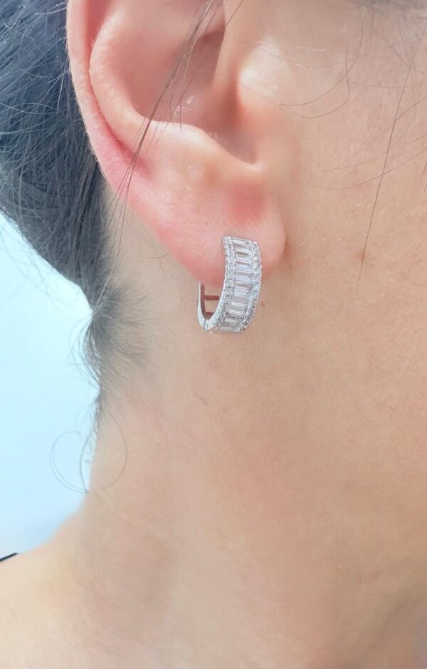 AROS CUBANOS DE ACERO BLANCO CON STRASS