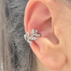 ARO DE PLATA RODINADA MODELO CUFF CON HOJITAS