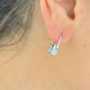 AROS DE PLATA RODINADA MODELO CANDADOS