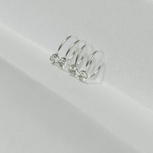 ARO DE PLATA MODELO CUFF CON STRASS