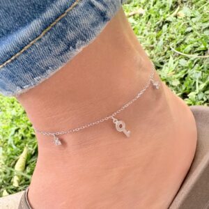 TOBILLERA DE PLATA RODINADA MODELO LLAVE COLGANTE