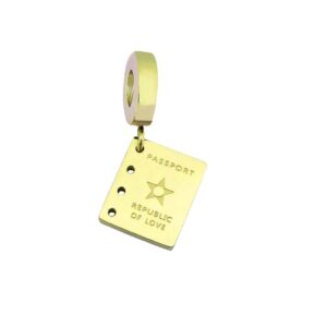 CHARMS DE ACERO DORADO MODELO PASAPORTE COLGANTE