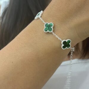 PULSERA de acero blanco diseño TREBOL verde metalizado