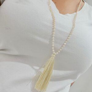 CORBATERO DE HILO Y ACRILICO COLOR NUDE