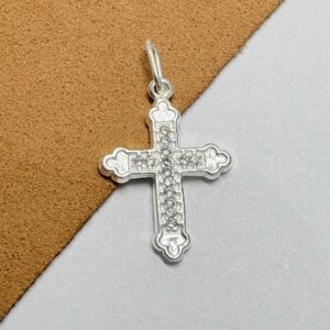 DIJE DE PLATA MODELO CRUZ  MIDE 1,5 X 2,2 CM