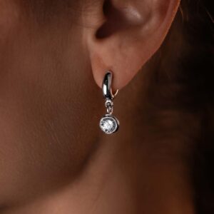 AROS DE PLATA MODELO HAGGIE CON CIRCON