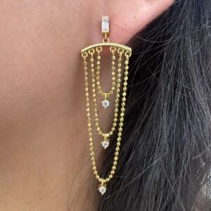 AROS DE PLATA RODINADA EN DORADO MODELO TIRAS COLGANTES CON PIEDRAS