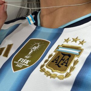 DIJE DE PLATA RODINADA LINEA MONONA Bandera de ARGENTINA