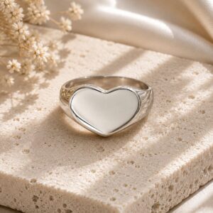 ANILLO DE PLATA MODELO SELLO DISEÑO CORAZON