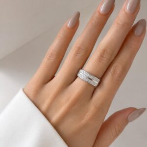 ANILLO DE PLATA MODELO DOBLE HILERA DE PIEDRAS