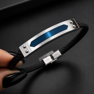 PULSERA DE CUERINA Y ACERO CON DISEÑO
