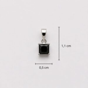 DIJE DE PLATA MODELO CUADRADO DE 0,5MM CON PIEDRA NEGRA