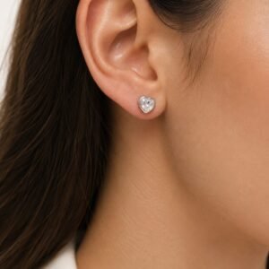 AROS DE PLATA RODINADA MODELO CORAZON CON PIEDRAS DE 8MM