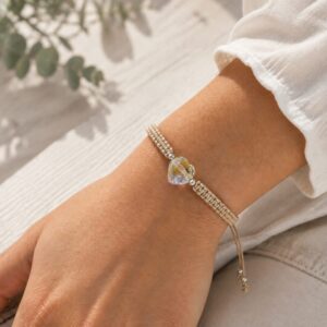 PULSERA ajustable de hilo BEIGE con CORAZON de cristal europeo