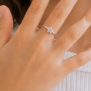 ANILLO DE PLATA PARA NENA CON DISEÑO FLOR