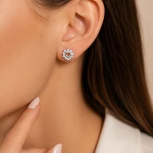 AROS DE PLATA RODINADA MODELO CORAZON CALADO CON PIEDRAS
